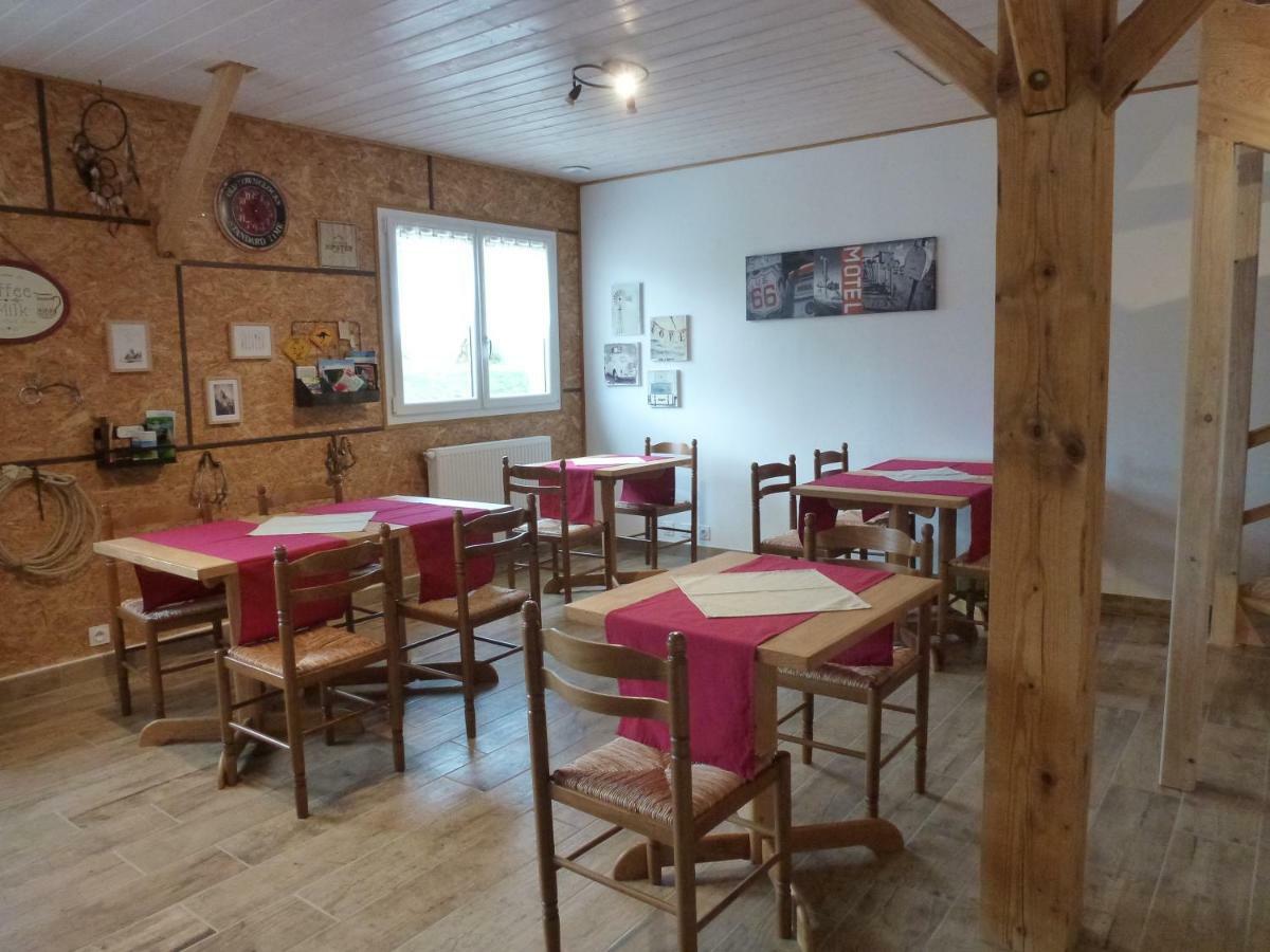 Redspring Chambres D'Hotes Coligny Dış mekan fotoğraf